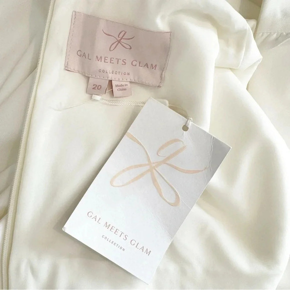 Gal Meets Glam Plus Size Emma Ruffle Trim Above Knee Dress White Size 20 NWT - Picture 9 of 12